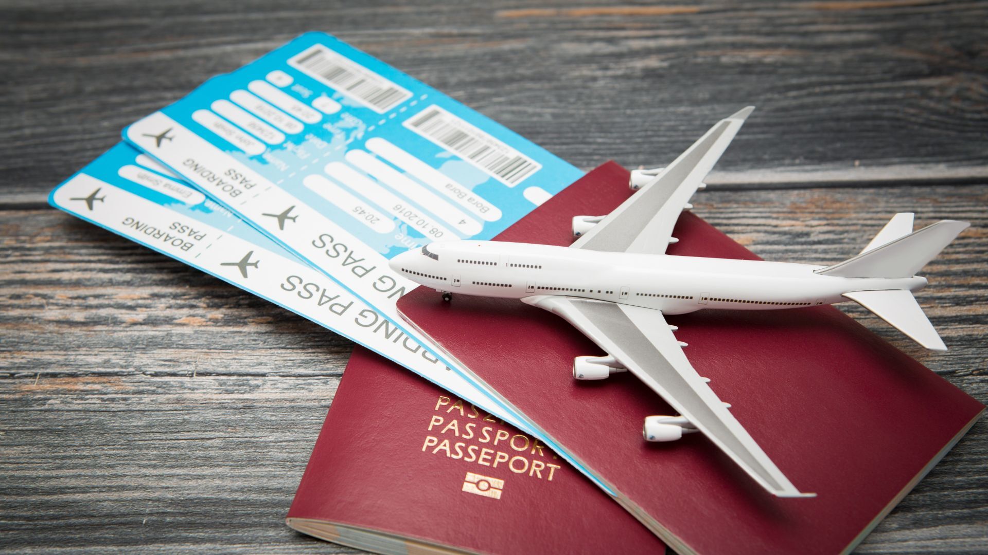Why Book with a Peru Travel Agency? Pros, Cons, and Tips