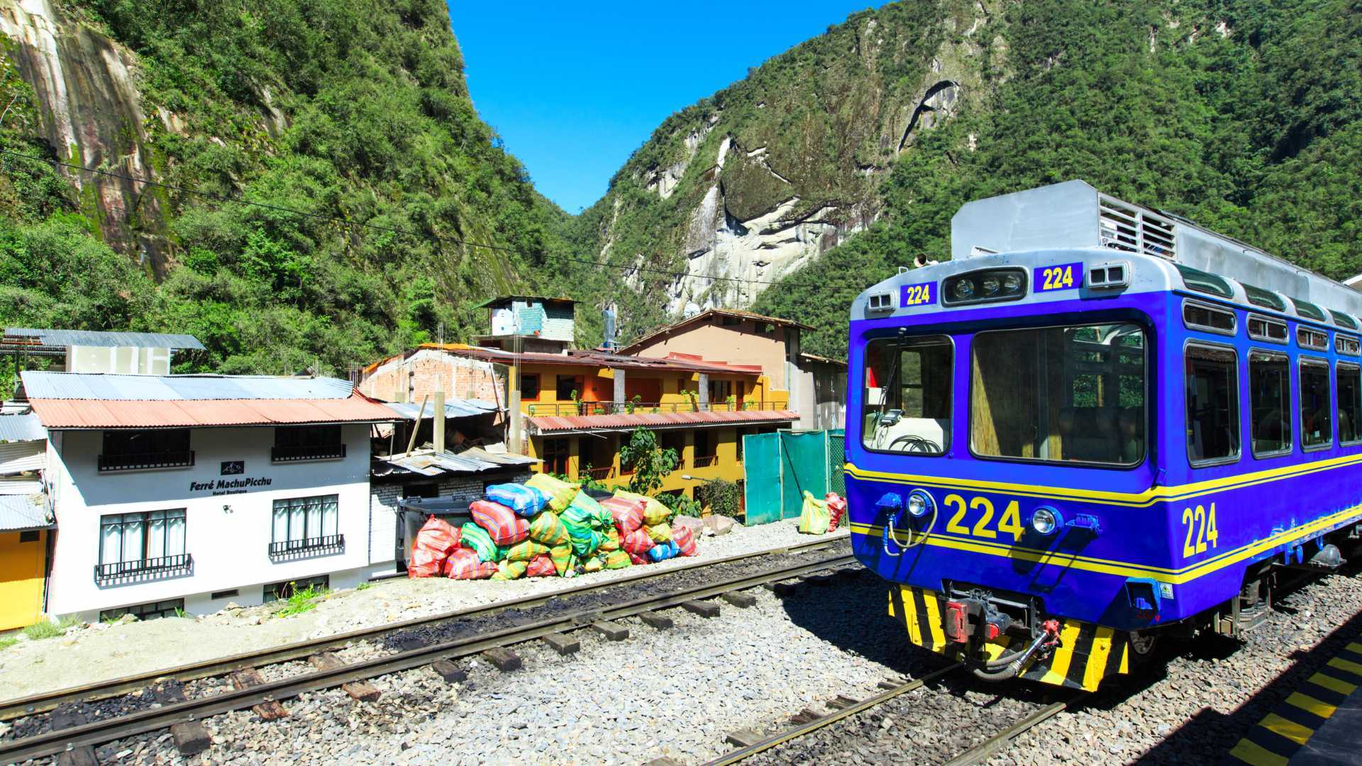 Navigating Peru: How to Choose the Right Transit Between Destinations